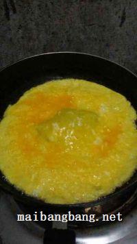 番茄炒鸡蛋的做法步骤4