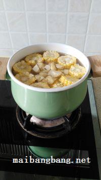 玉米马蹄排骨汤的做法步骤6